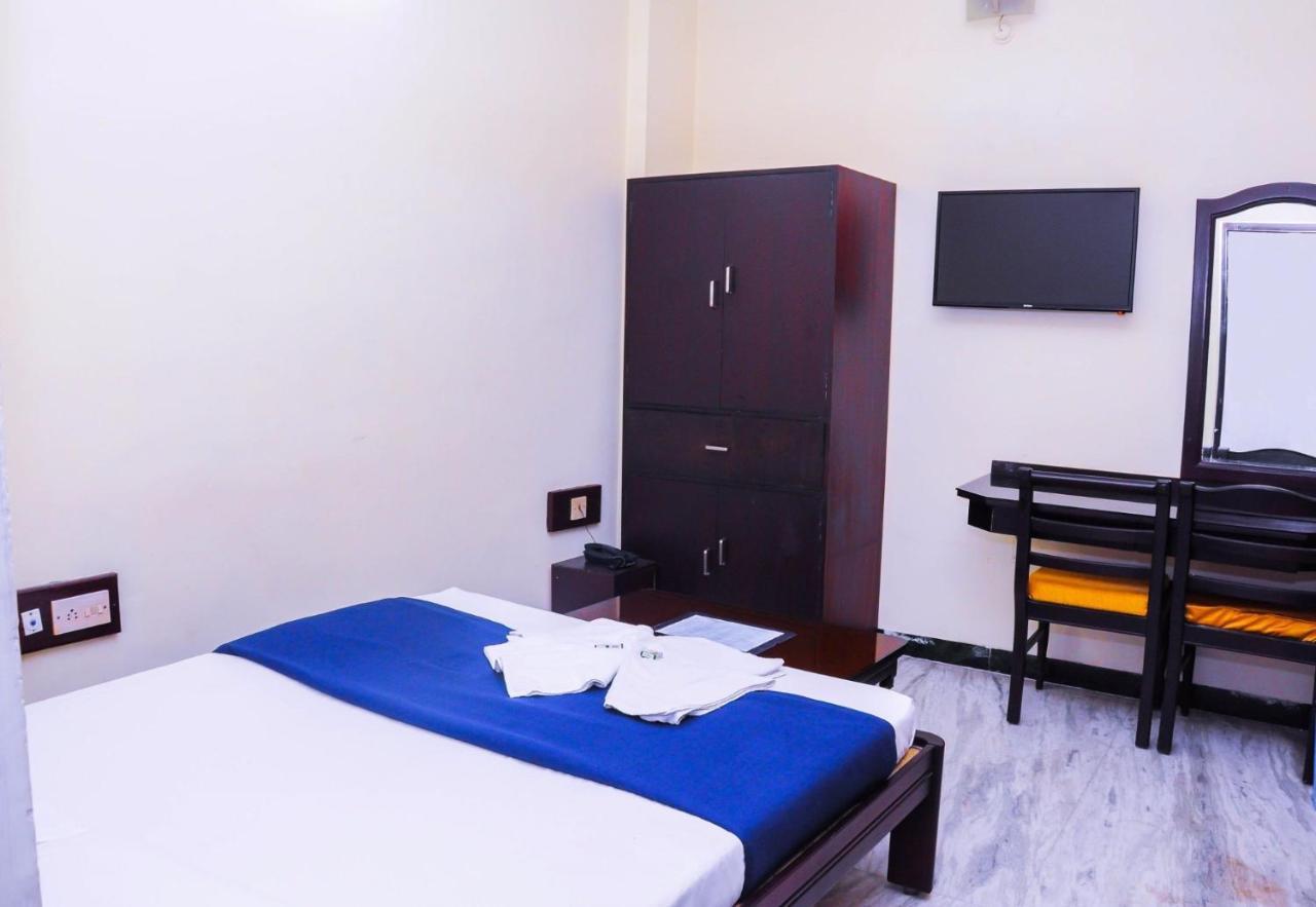Fabexpress Prana Grande Hotel Pondicherry Exterior photo