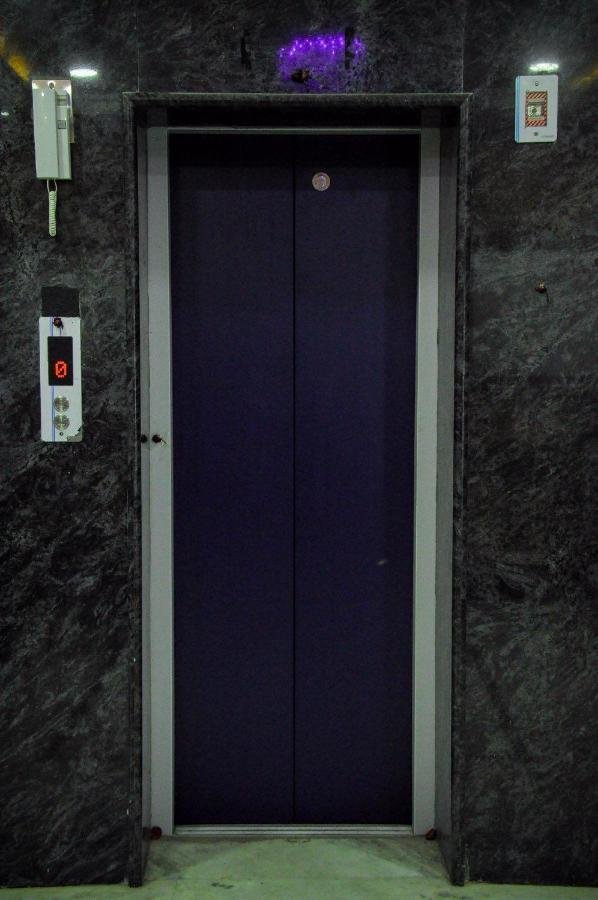 Fabexpress Prana Grande Hotel Pondicherry Exterior photo