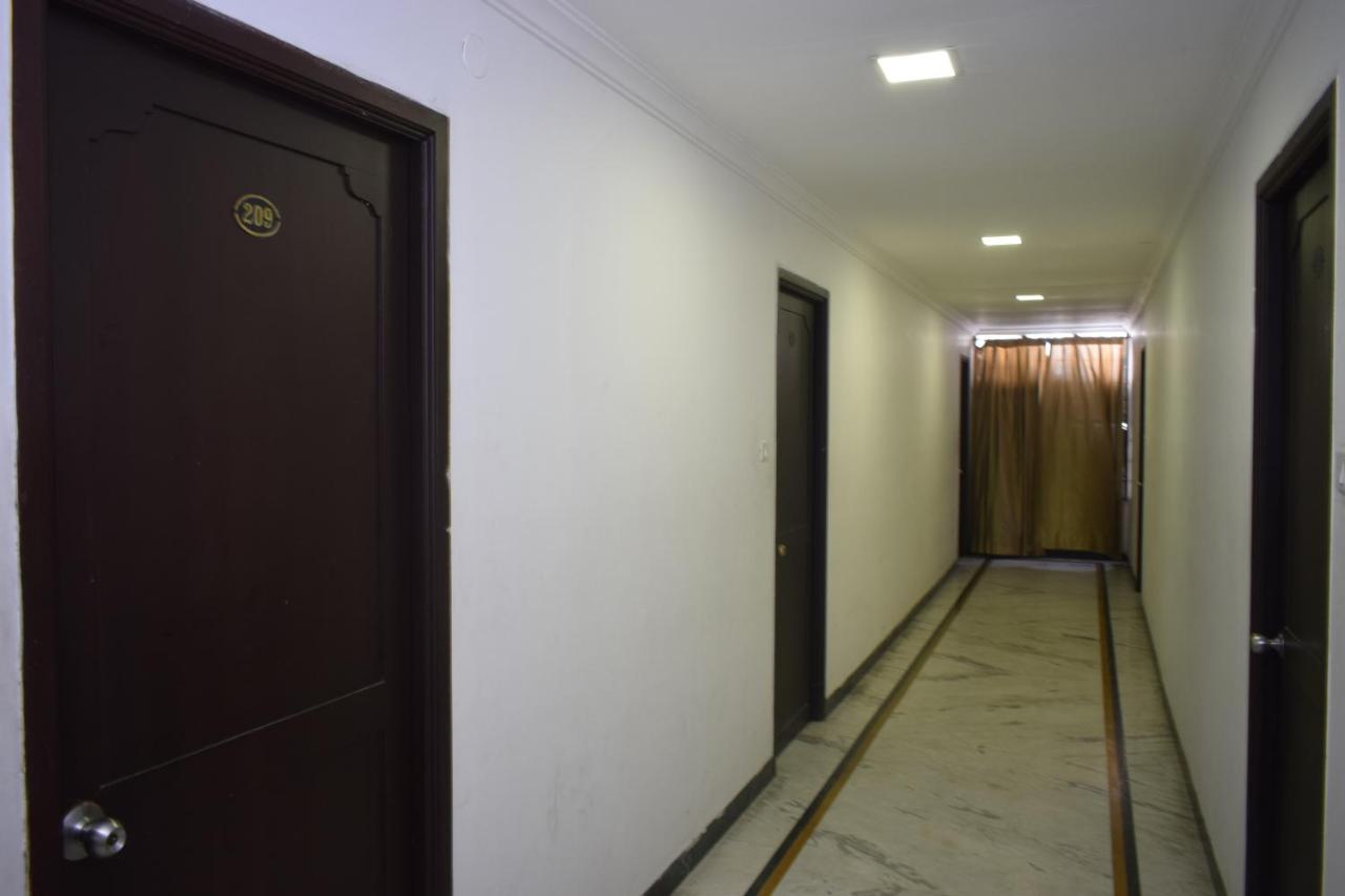 Fabexpress Prana Grande Hotel Pondicherry Exterior photo