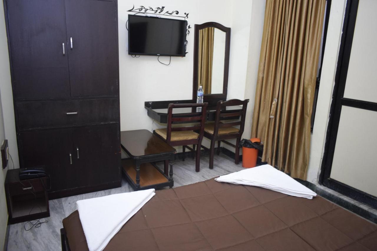 Fabexpress Prana Grande Hotel Pondicherry Exterior photo