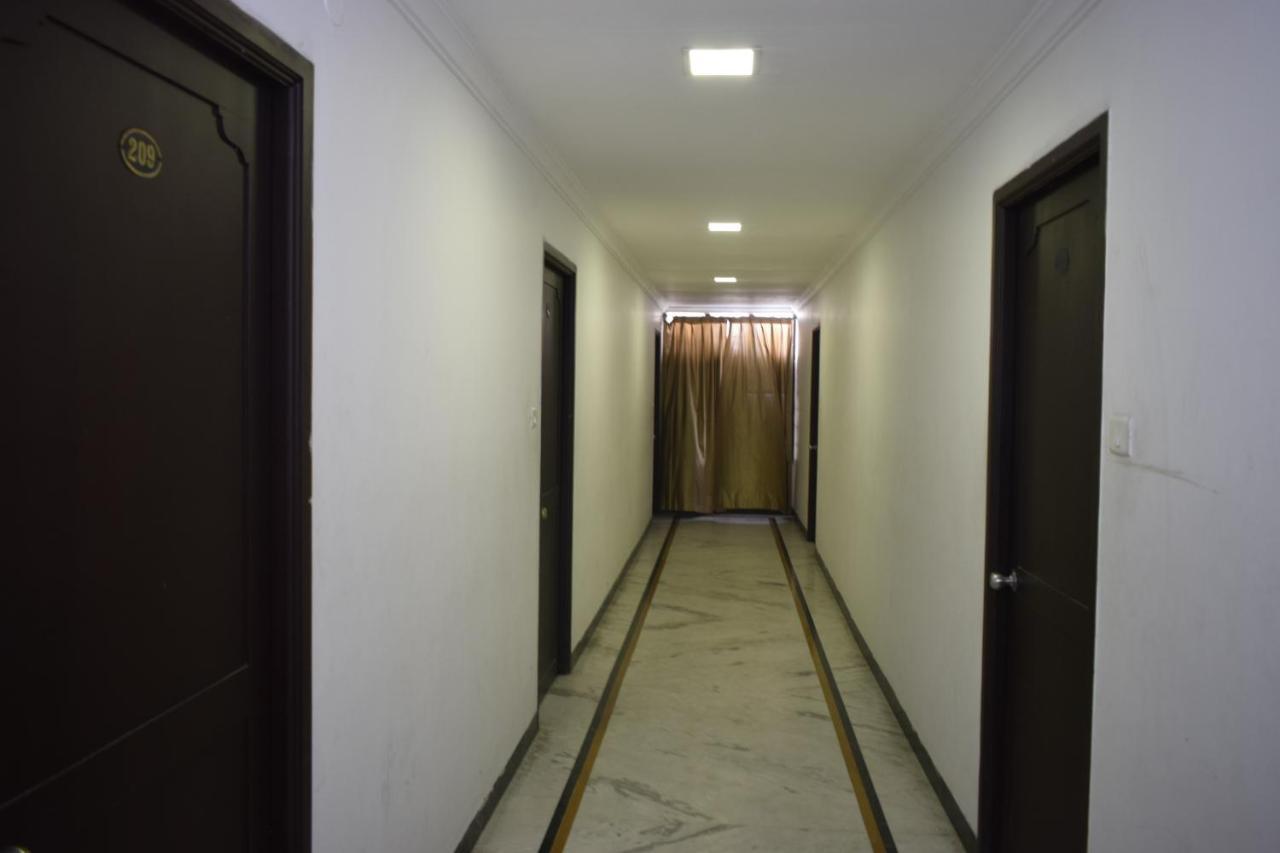 Fabexpress Prana Grande Hotel Pondicherry Exterior photo