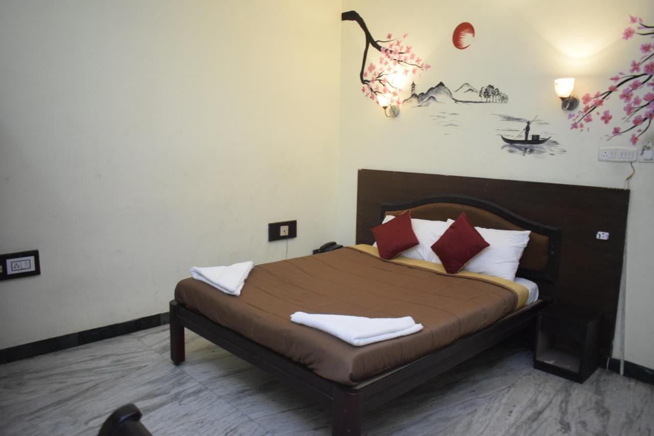 Fabexpress Prana Grande Hotel Pondicherry Exterior photo